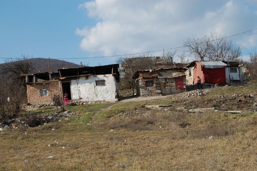 105062_800px-gypsy_settlement.jpg